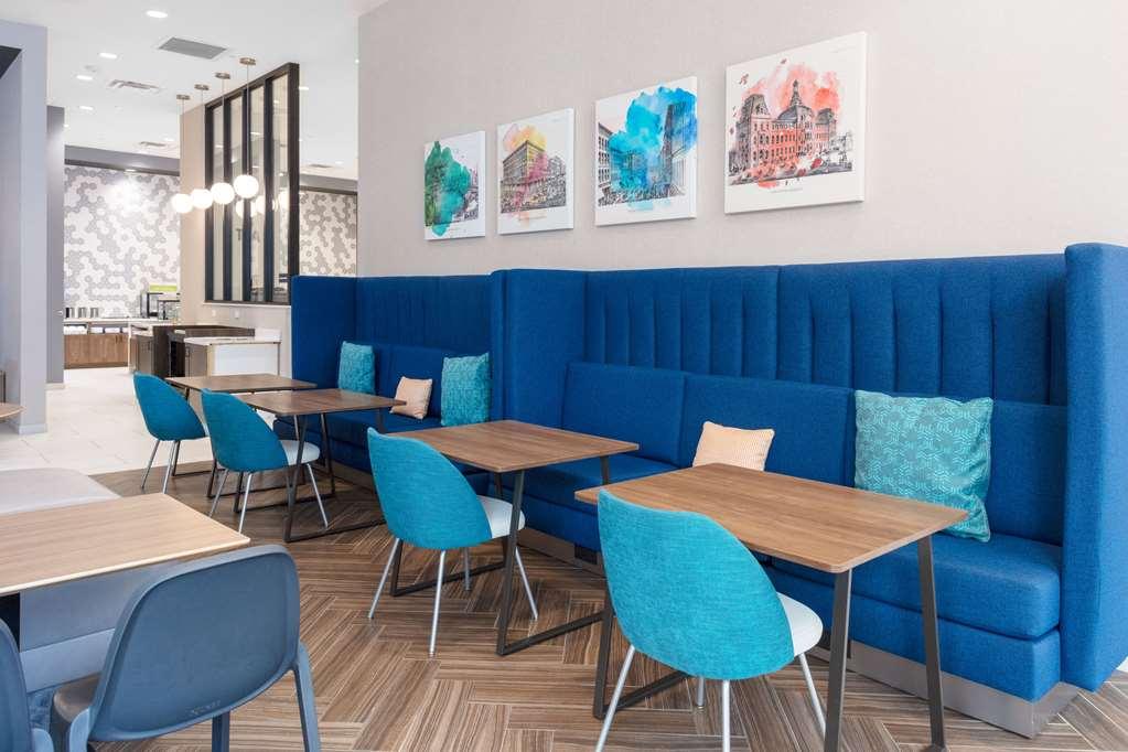 Home2 Suites By Hilton St Louis Downtown 세인트루이스 레스토랑 사진